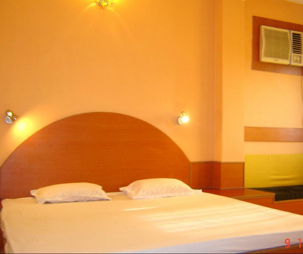 Palm Village Resort Καλκούτα Εξωτερικό φωτογραφία