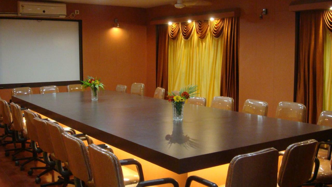 Palm Village Resort Καλκούτα Εξωτερικό φωτογραφία